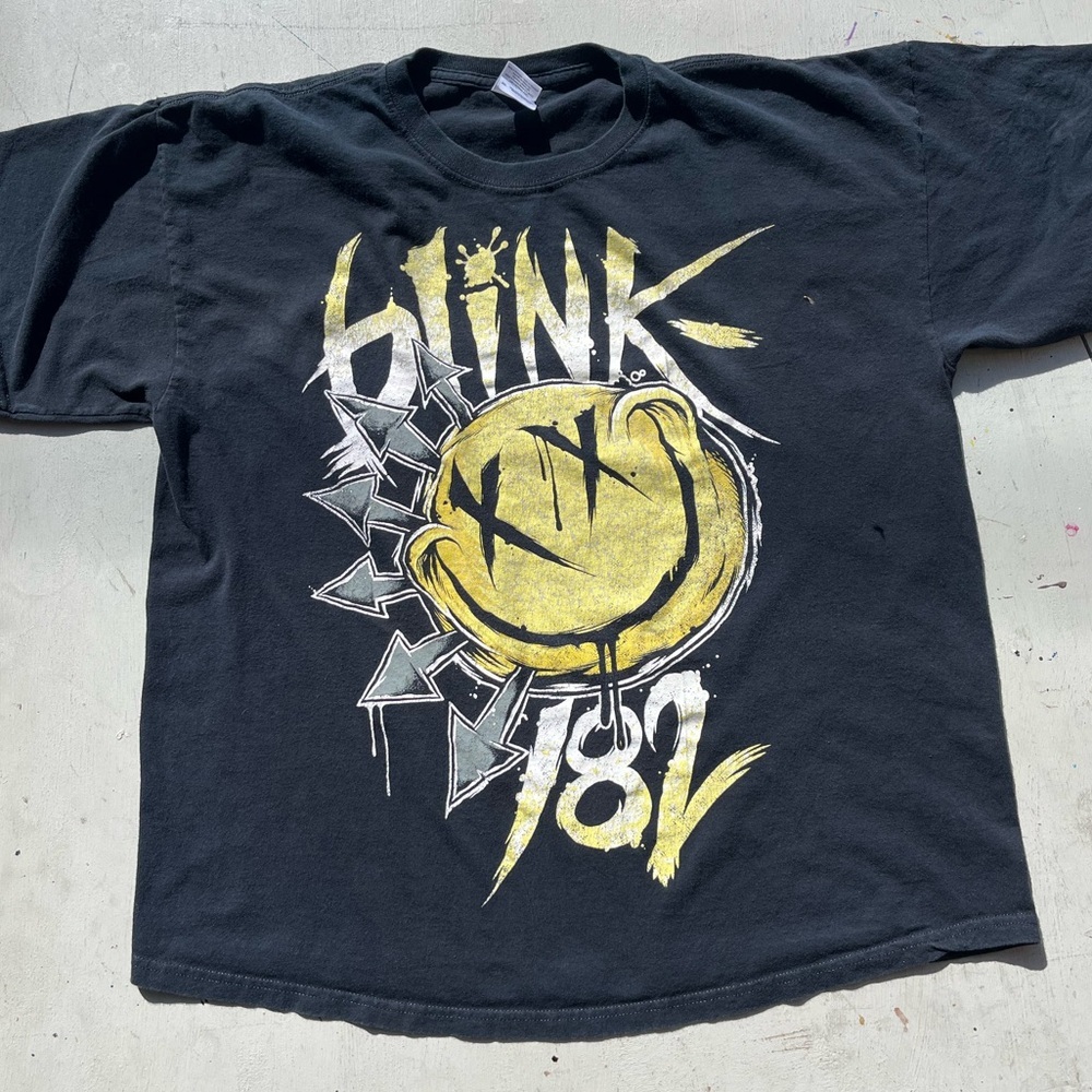 Men's Blink 182 T-Shirt Black Spell-Out XL Y2K Rock Band City Punk Emo Street